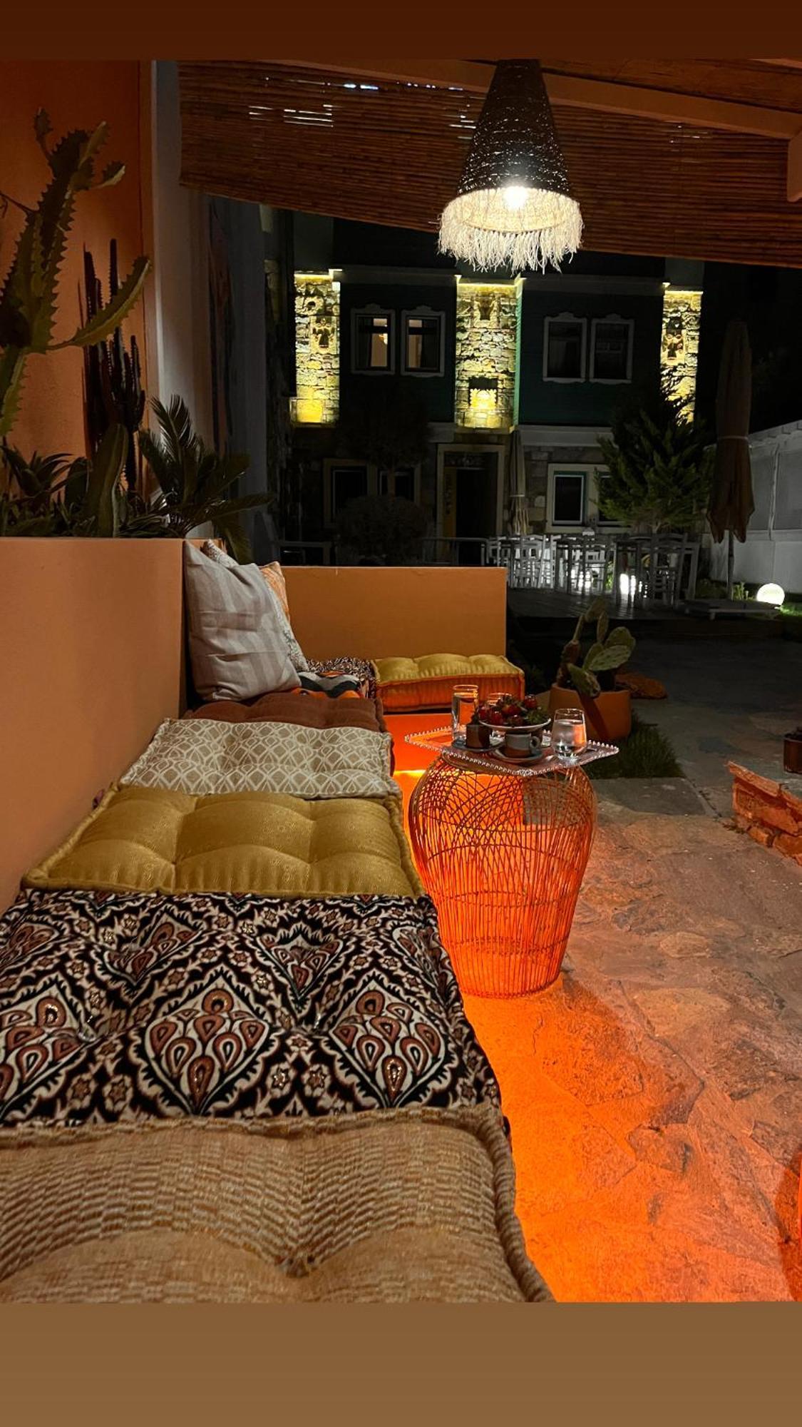 Posthane Hotel บอซจาดา ภายนอก รูปภาพ